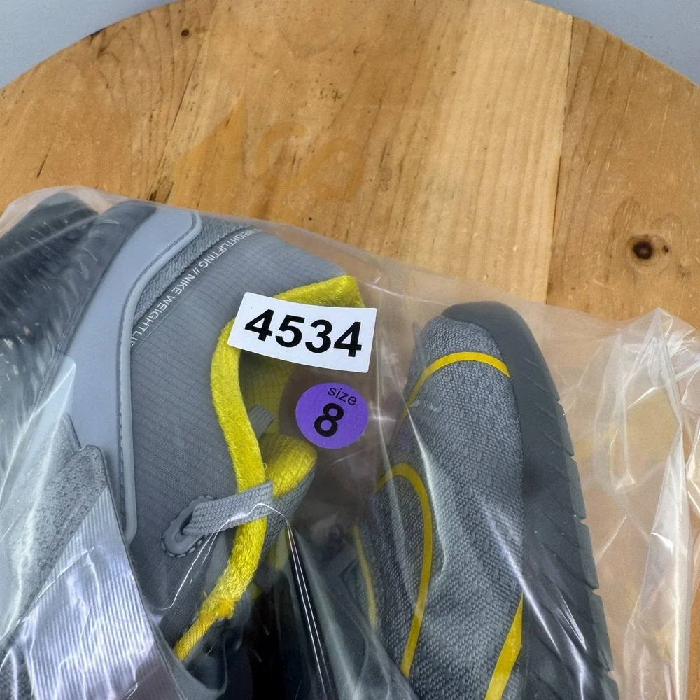 Nike Romaleos 4 SE Mens Size 8 Weightlifting Shoes Cross Training Gray Yellow